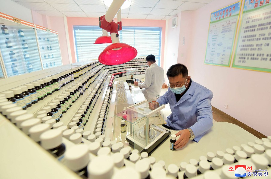 4-80일전투의 불길드높이 생산적앙양을!